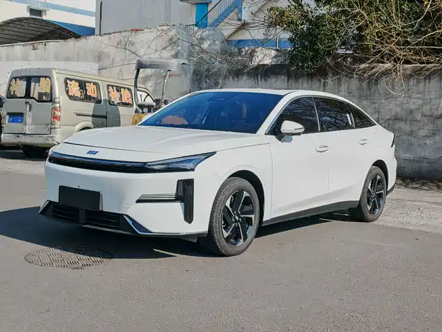 GEELY GALAXY GALAXY L6