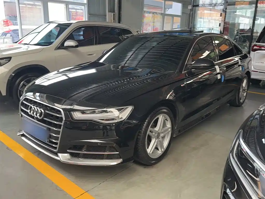 Audi A6L 2018 30th Anniversary 30 FSI Style фото 2