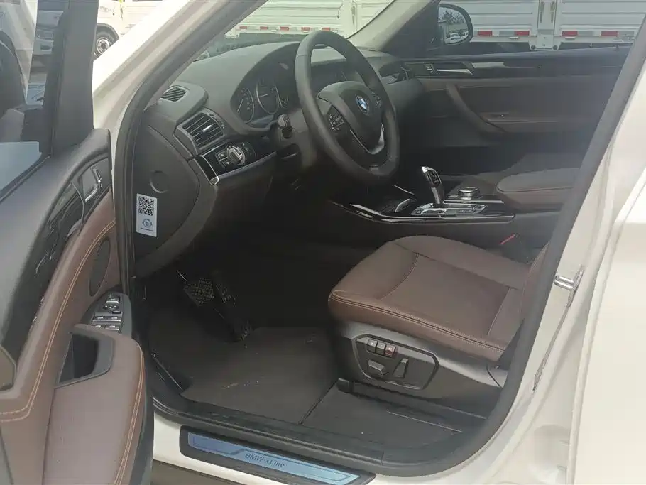 BMW X3 (Import) 2014 xDrive20i X Design Package фото 9