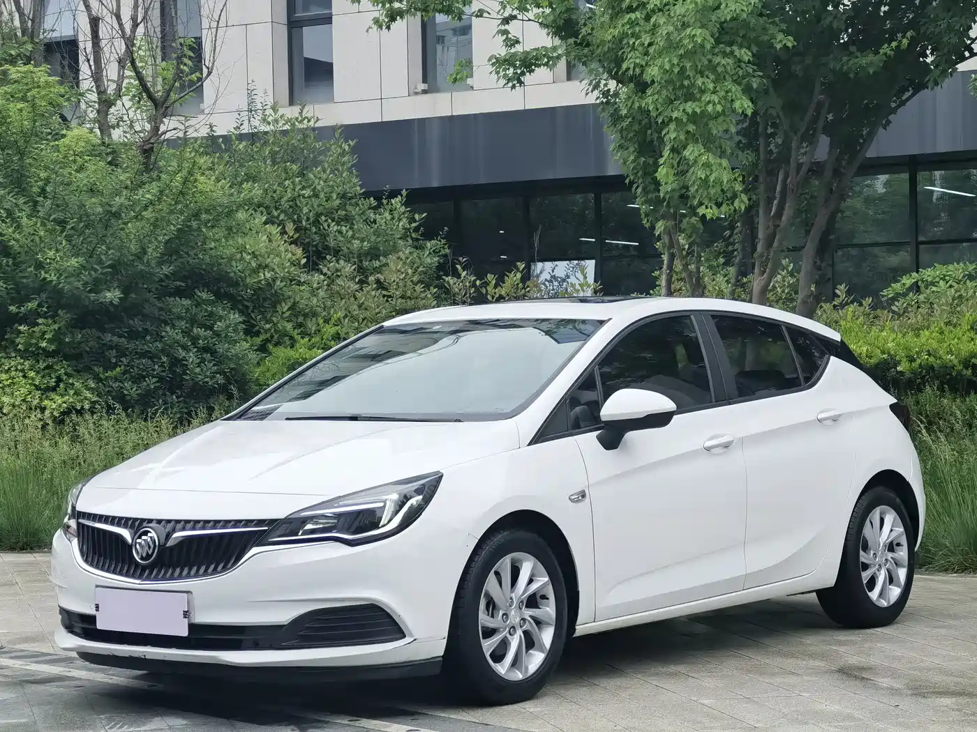 Buick Verano 2018 Hatchback 15S Automatic Leading