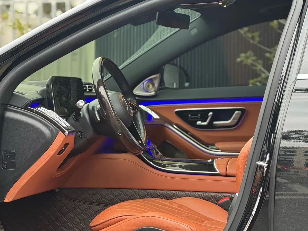 Фото 5 - Mercedes-Benz S-Class