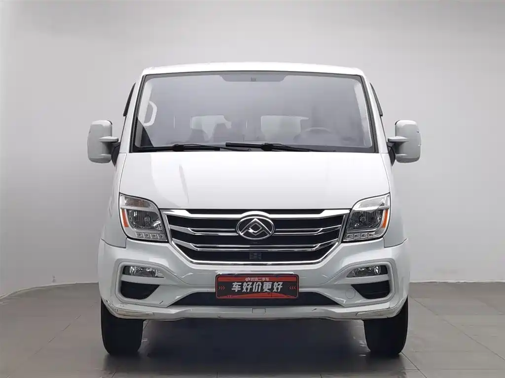SAIC Maxus Xintu V80 2021 2.0T PLUS AMT Urban Edition Short Wheelbase Ultra-Low Roof 5/6 Seats фото 3