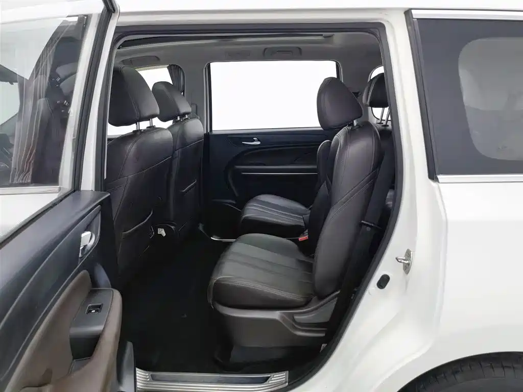 GAC Trumpchi Trumpchi M6 2019 270T DCT Premium Edition (7-seater) (China VI) фото 15