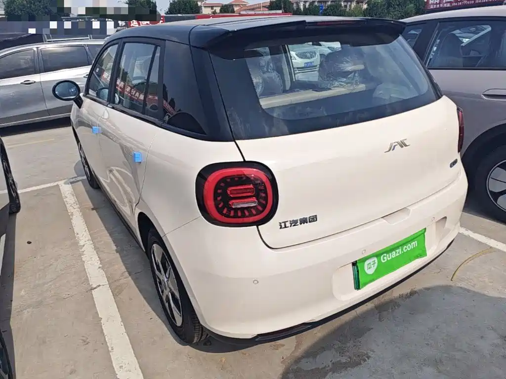 JAC Yiwei Yiwei 3 2025 2024 Beloved Edition 330km Air