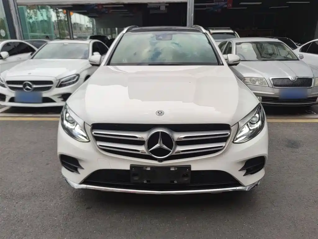 Mercedes-Benz GLC 2018 GLC 260 4MATIC Luxury фото 3