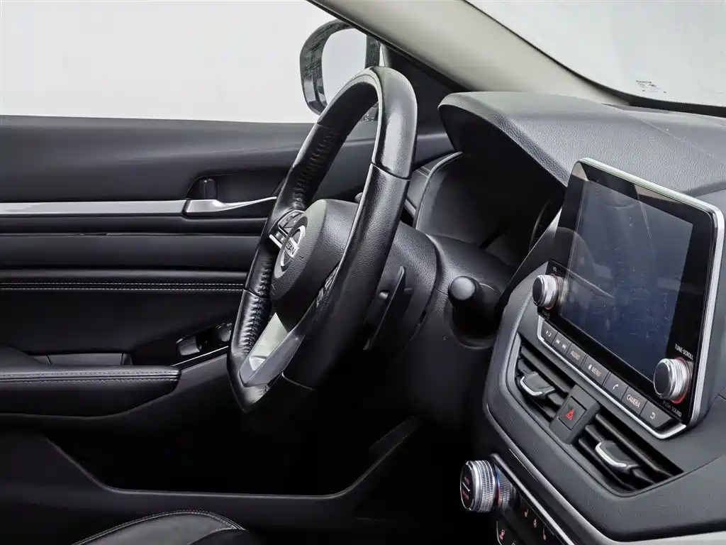 Nissan Teana 2020 Facelift 2.0T XL Upper AD1 Intelligent Navigation Edition фото 22