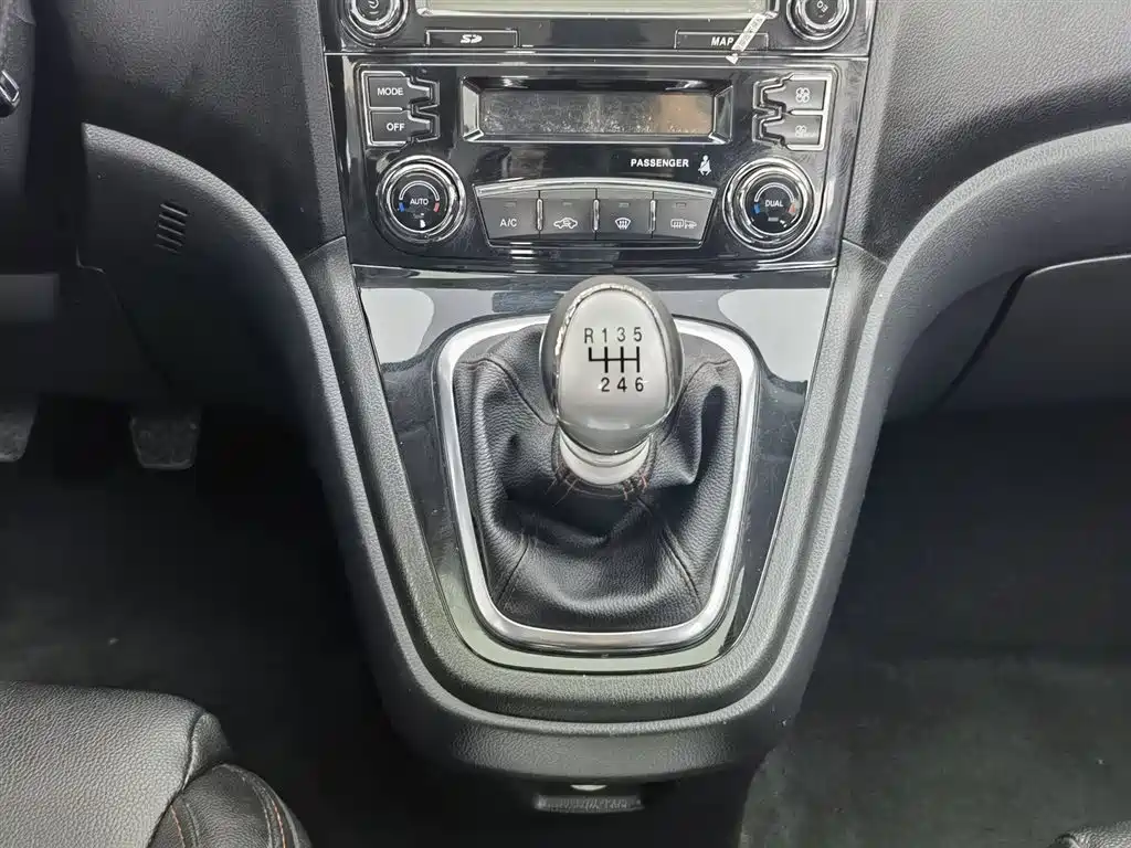 Haval H6 2015 Upgraded 1.5T Manual 2WD Premium фото 13