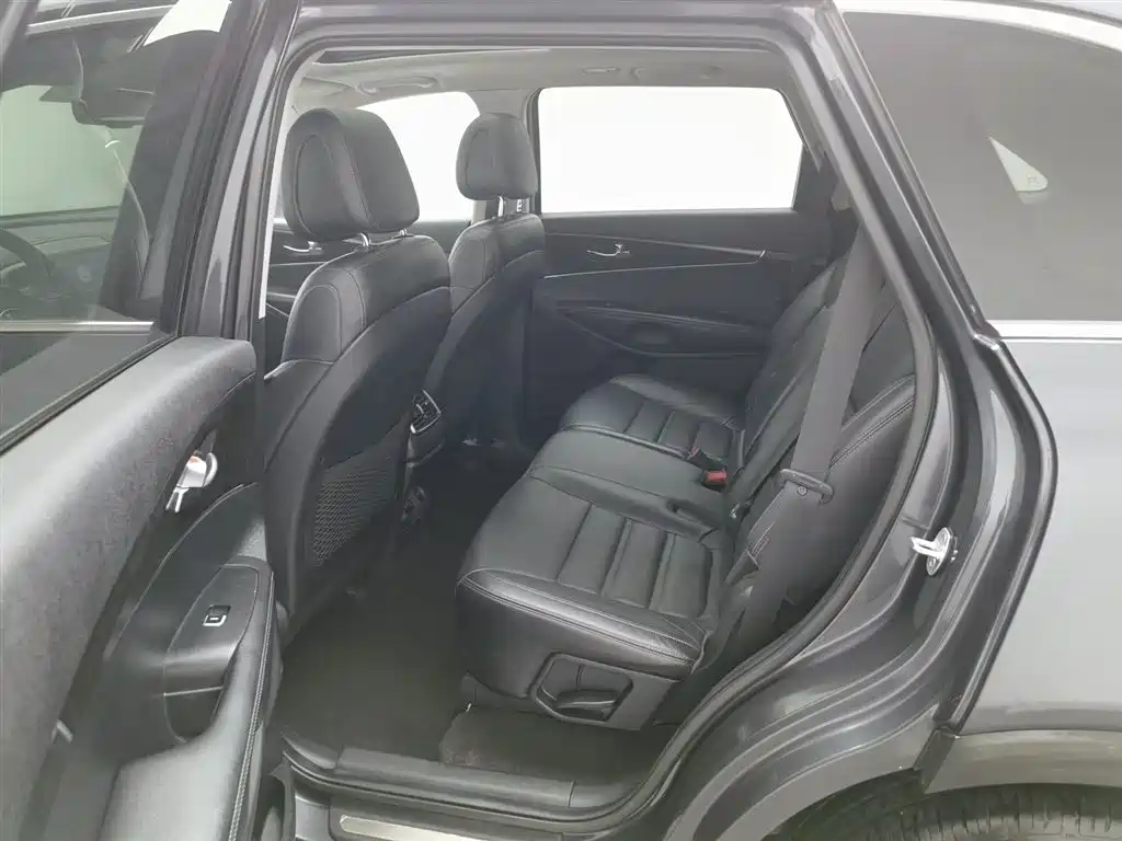 Kia Sorento 2015 Sorento L 2.4L Gasoline 4WD Elite 7-seater China IV фото 15