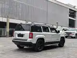 Photo 17 - Jeep Patriot