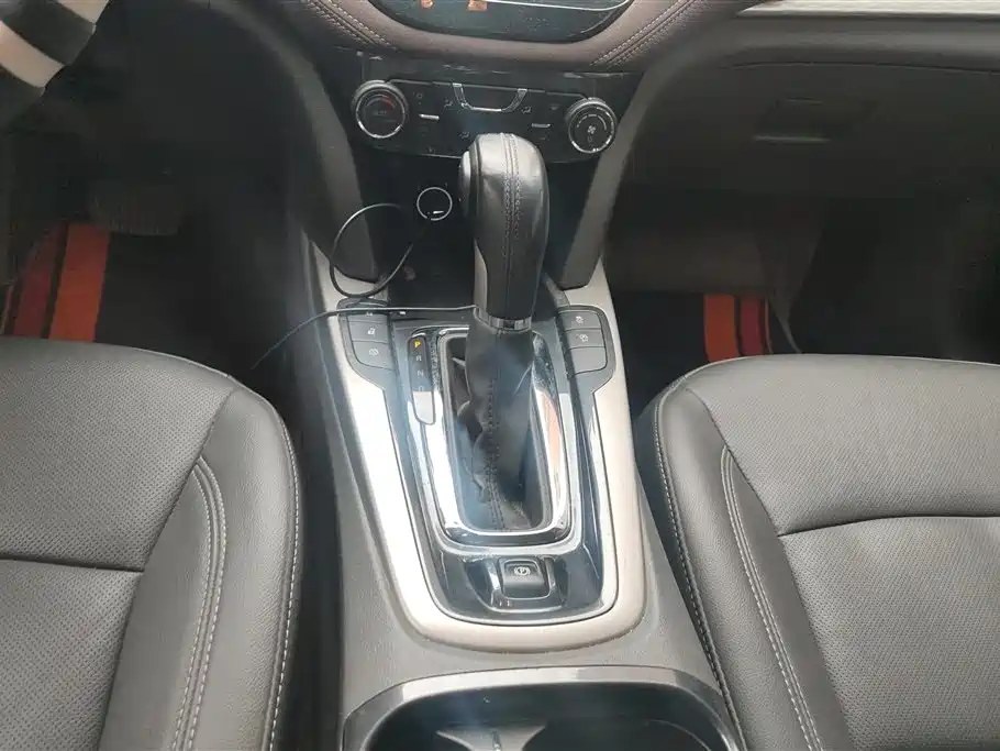 Chevrolet Malibu 2018 530T Automatic Luxury Edition фото 16