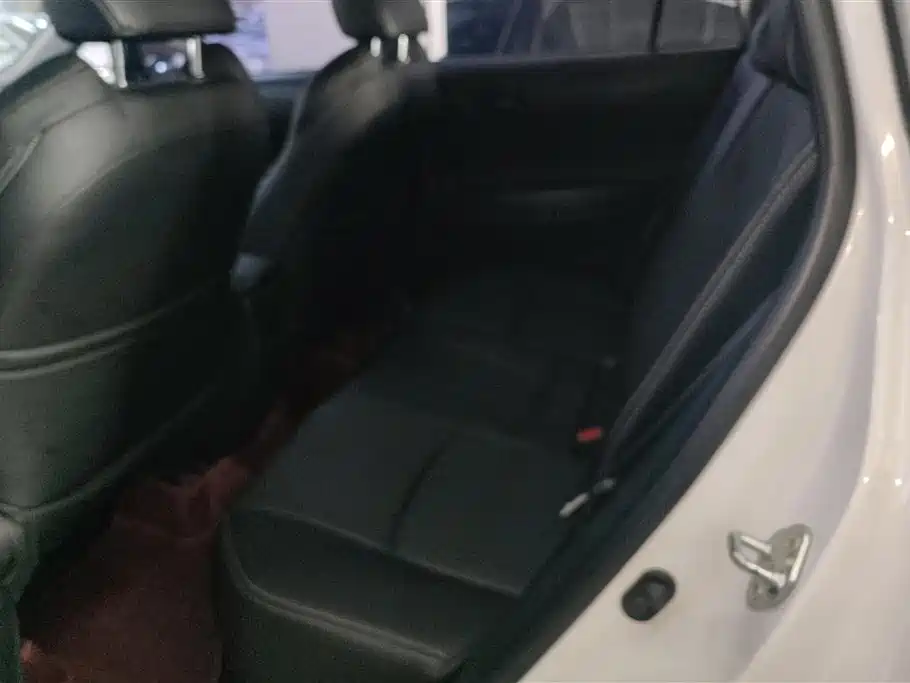 Toyota Frontlander 2023 2.0L CVT Elite Edition фото 11