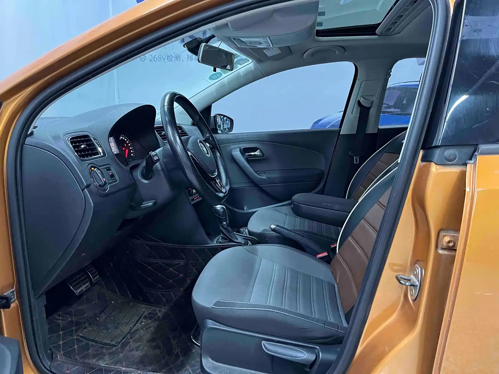 Фото 7 - Volkswagen Polo