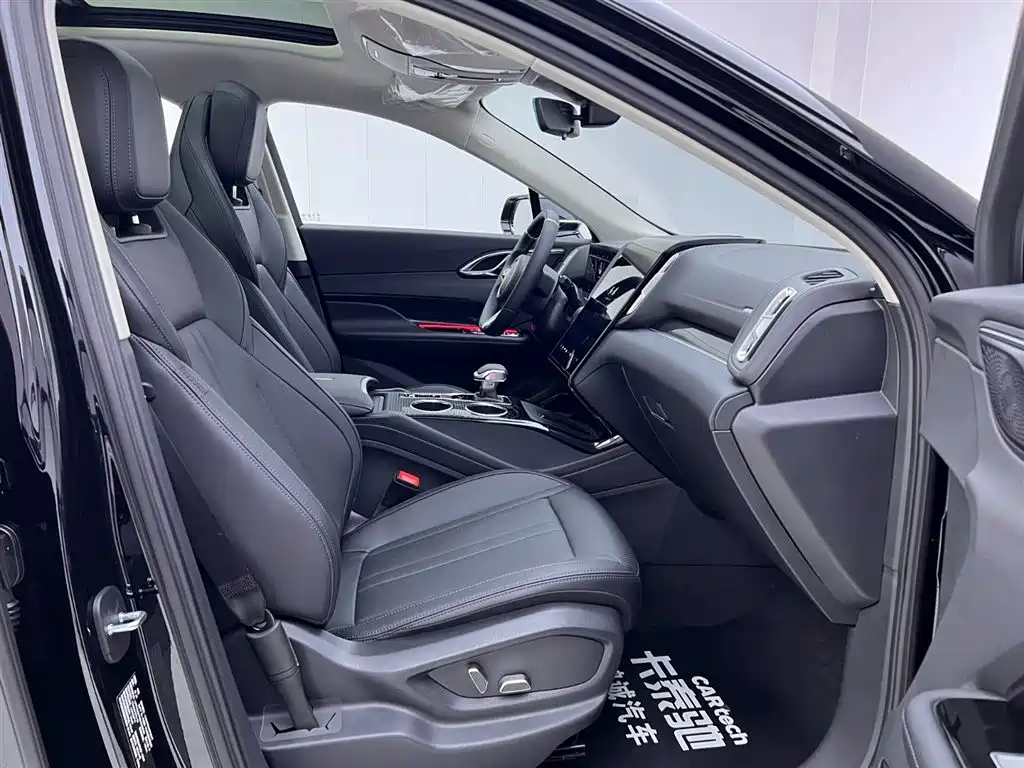 Hongqi HS3 PHEV 2026 2024 PHEV 115km Power Edition