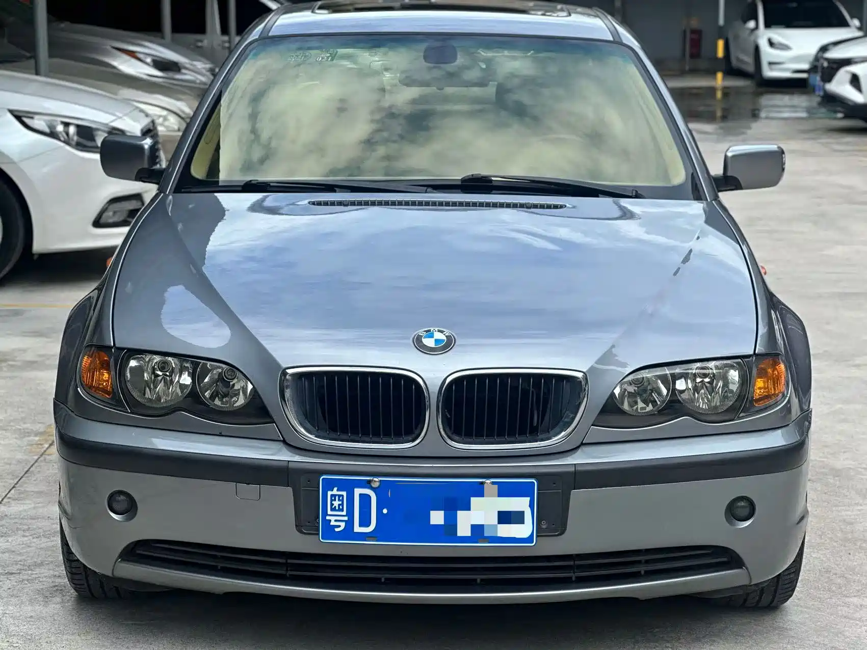 صورة 2 - BMW 3 Series