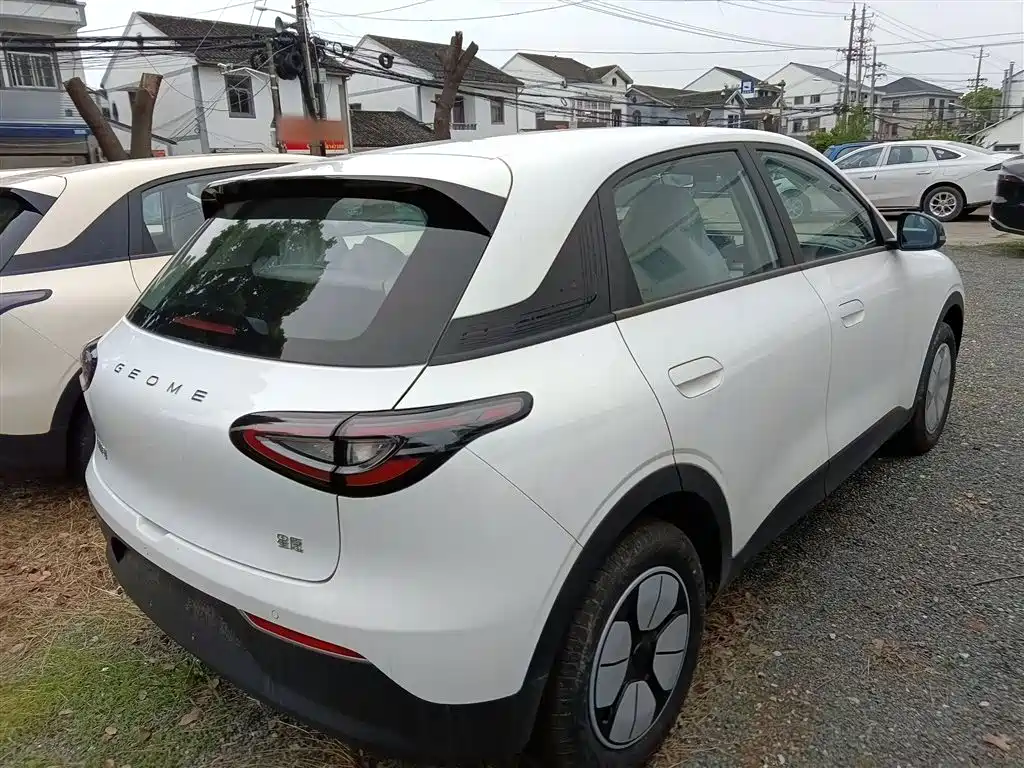 Geely Galaxy Starry Wish 2026 Edition 310km Youth Version фото 7