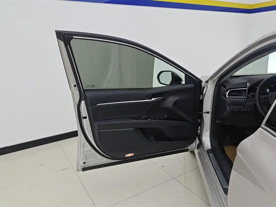 Toyota Camry 2019 2.0G Luxury Edition China VI фото 7