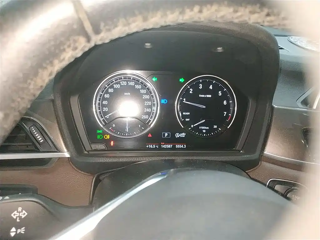 BMW X1 2018 sDrive18Li Premium Model фото 12