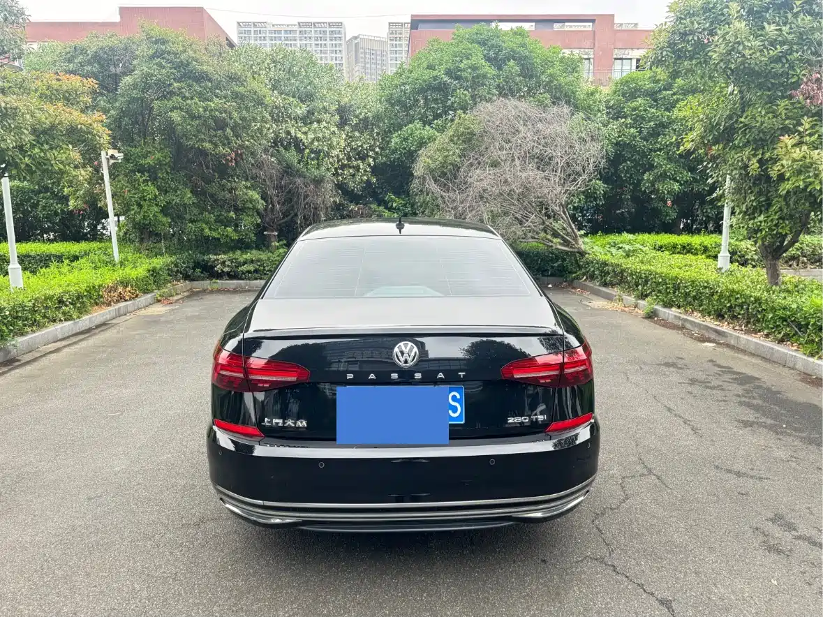 Volkswagen Passat 2019 Model 280TSI Business Edition China VI фото 5