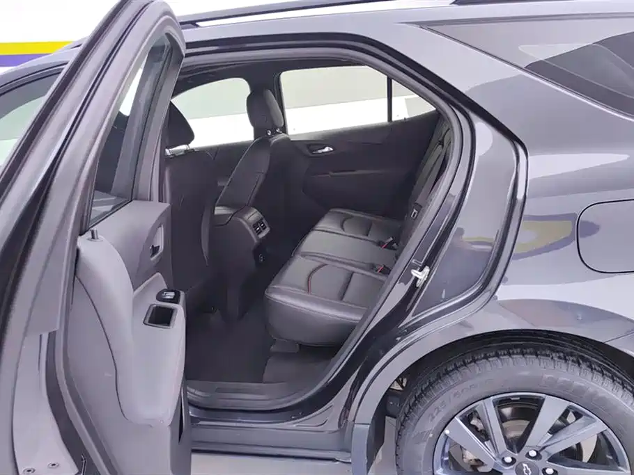 Chevrolet Equinox 2021 550T RS Smart Tuojie Edition фото 11