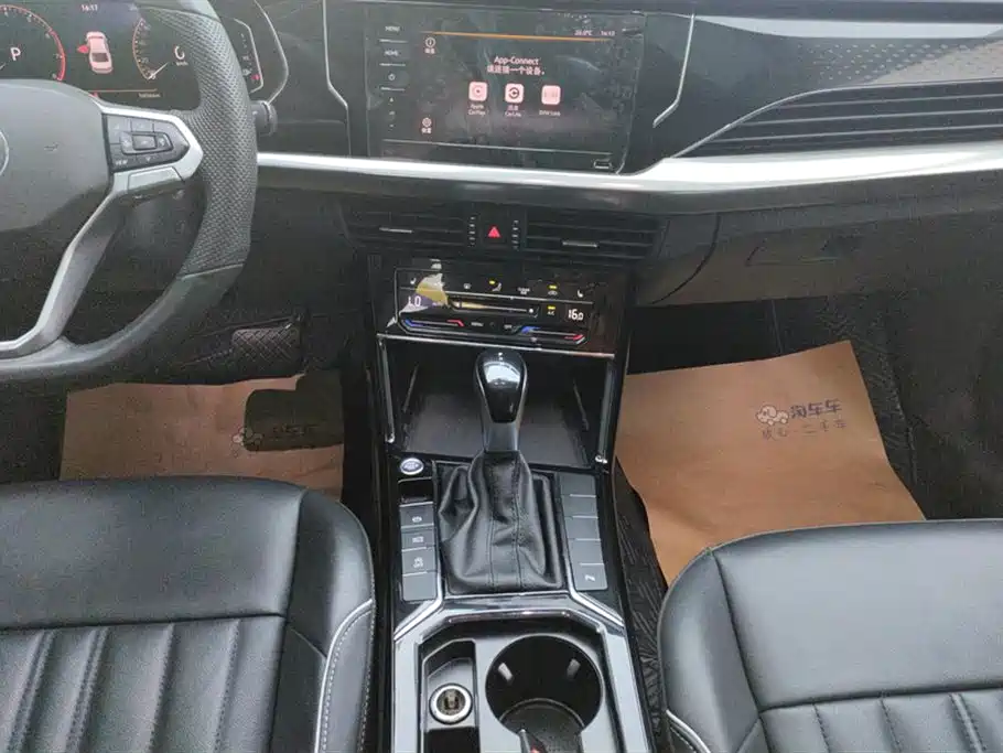 Volkswagen Passat 2022 330TSI Elite Edition фото 16