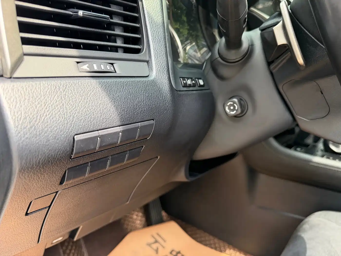 Фото 9 - Lexus RX