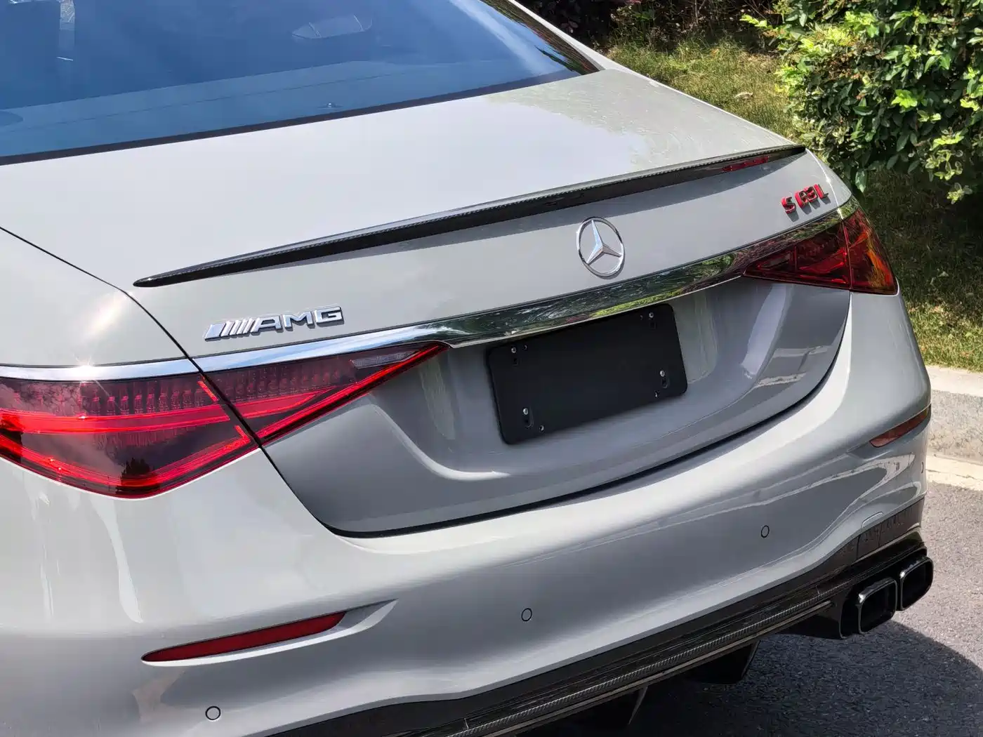 Mercedes-Benz S-Class AMG Hybrid 2024 Mercedes-AMG S 63 L E Performance Launch Edition фото 4