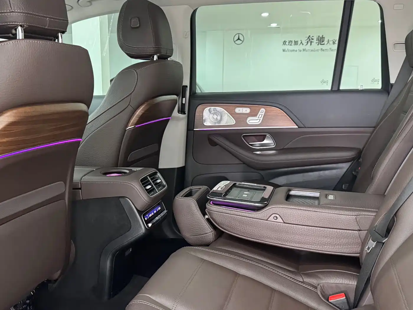 Mercedes-Benz GLS 2023 Facelift GLS 450 4MATIC Luxury фото 17