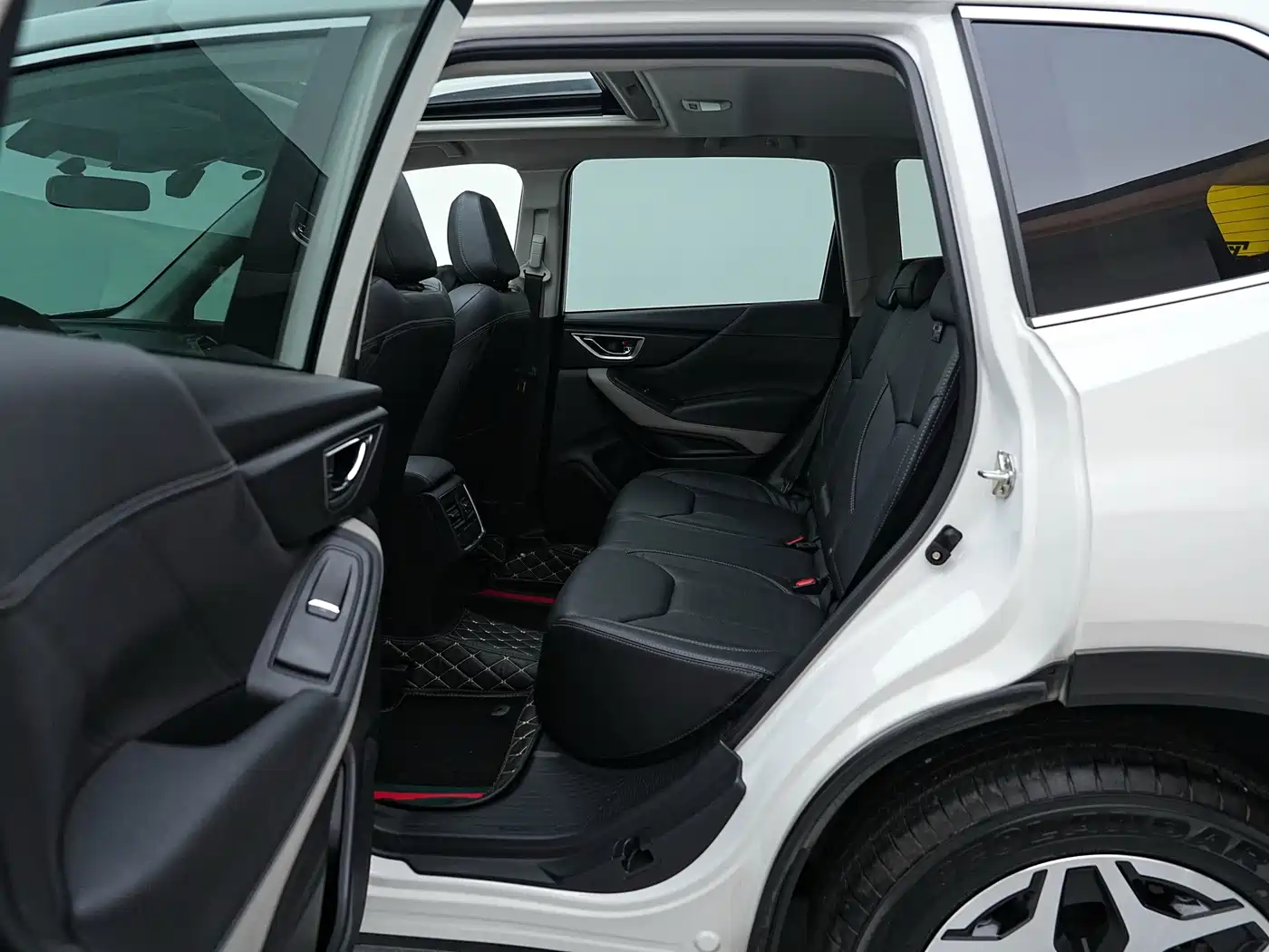 Subaru Forester 2023 2022 2.0i AWD Luxury Edition with EyeSight
