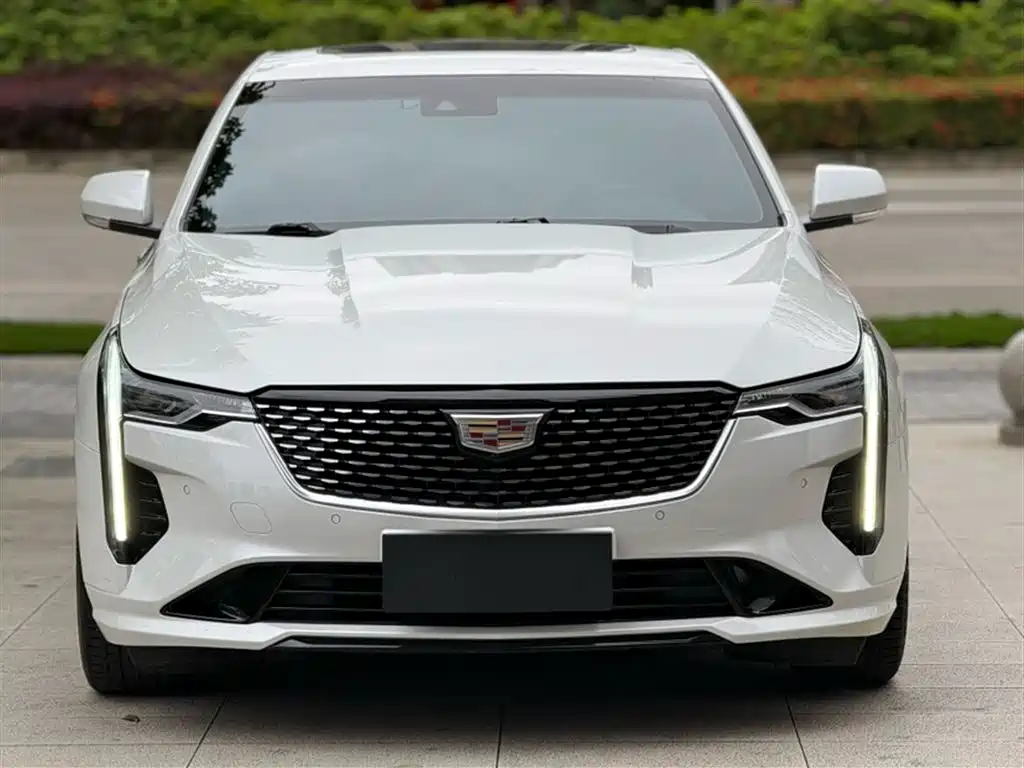 Cadillac CT4 2023 25T Luxury Model фото 9