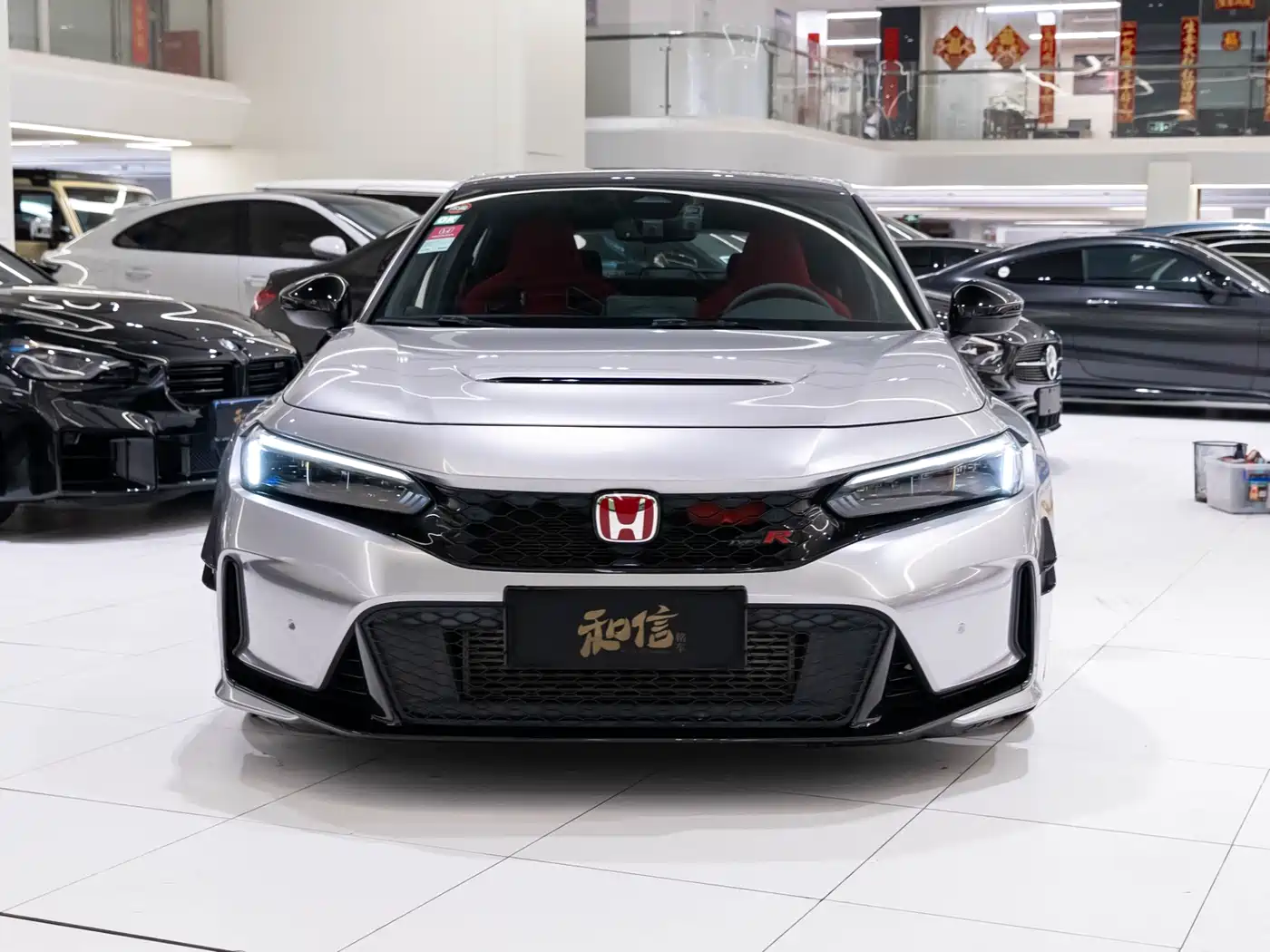 Honda Civic (Import) 2023 2.0T 420TURBO TYPE R фото 3