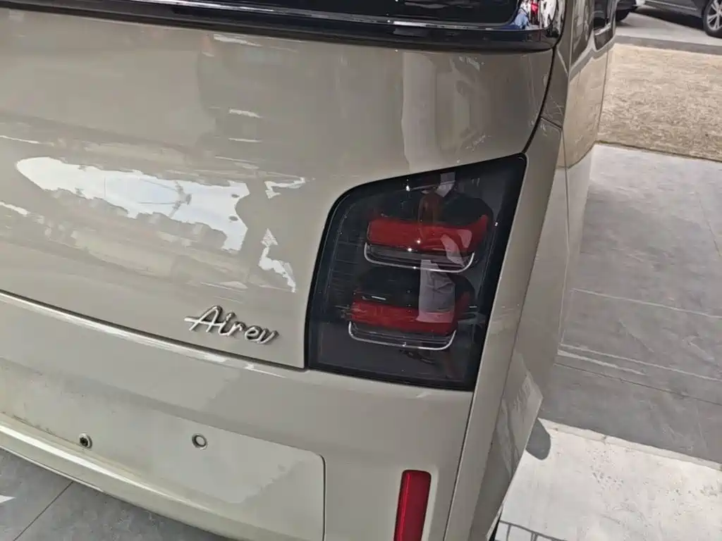 Wuling Motors Wuling Air ev 2023 2023 4-Seat Advanced Edition