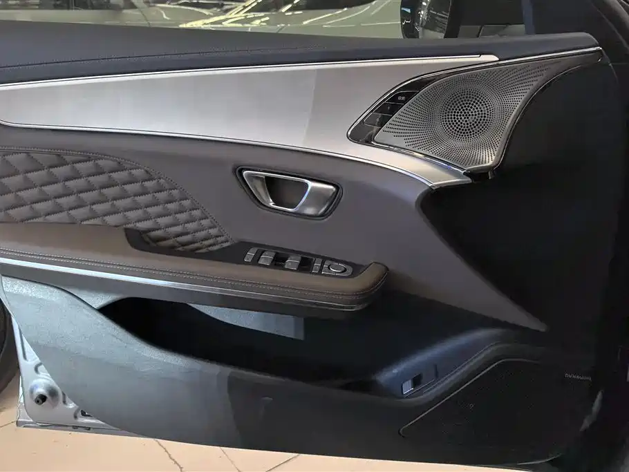 BYD Han 2022 DM-i 121KM Premium Edition фото 7