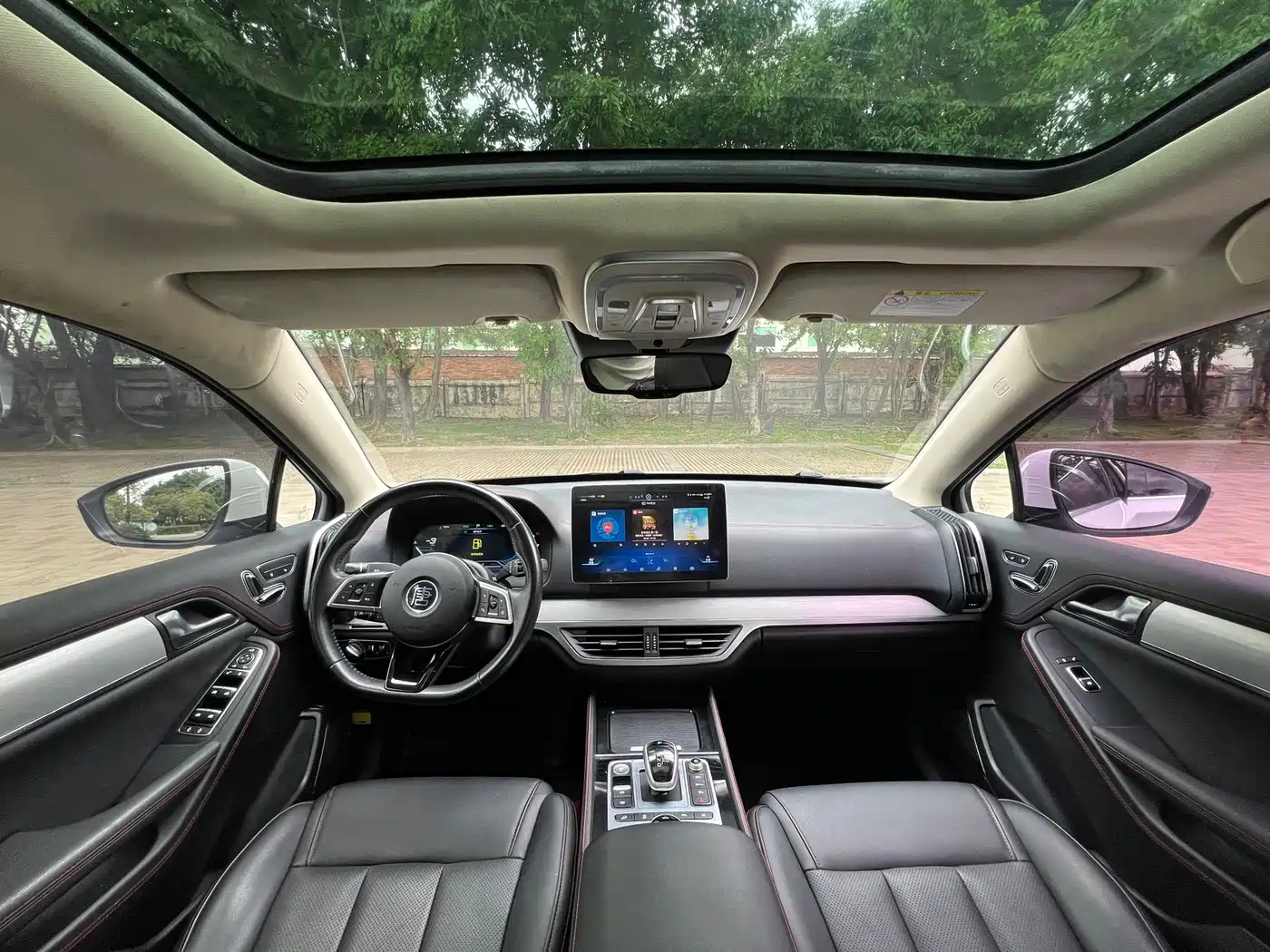 BYD Tang New Energy 2019 DM 2.0T AWD Intelligent Sharing Creation 7-seater China VI фото 11