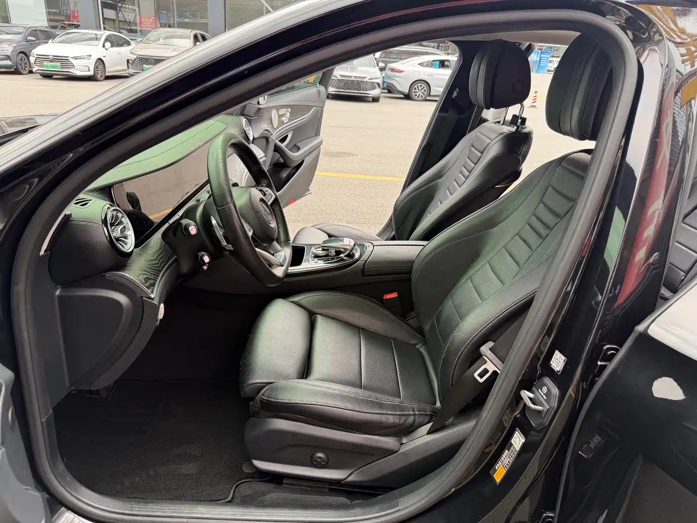 Mercedes-Benz E-Class 2017 E 200 L 4MATIC фото 28