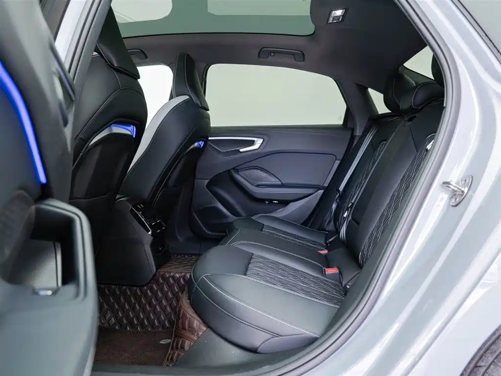 AUDI A5L
