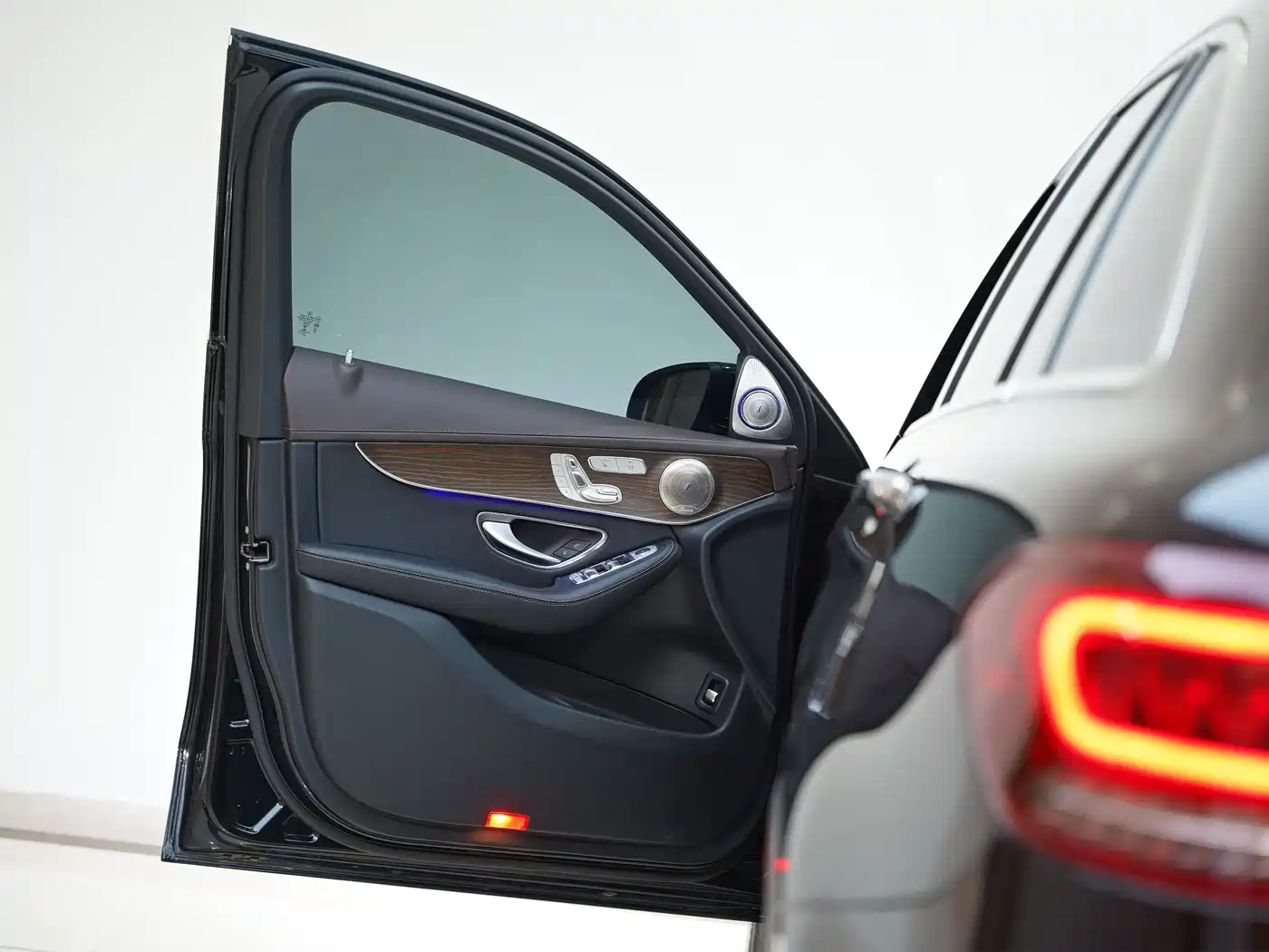 Mercedes-Benz GLC 2022 Facelift II GLC 260 L 4MATIC Luxury фото 10