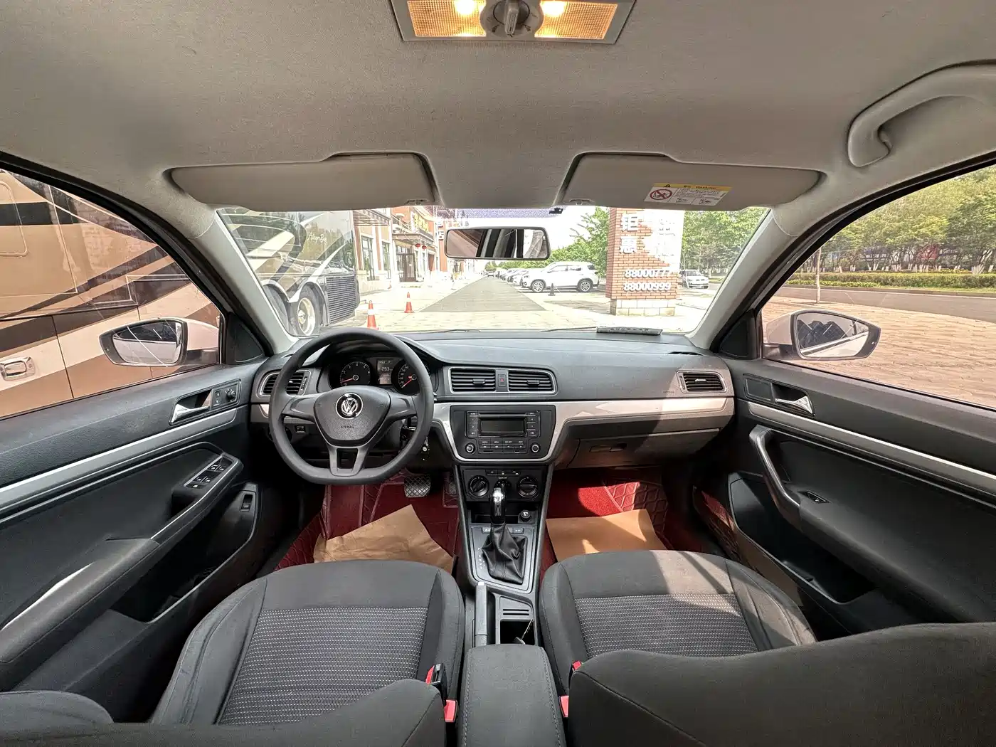 Volkswagen Lavida 2017 1.6L Automatic Trend Edition фото 21