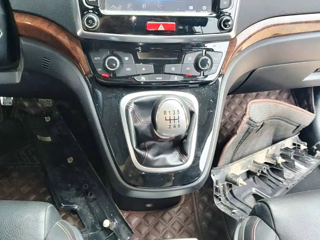 Фото 14 - Haval H6