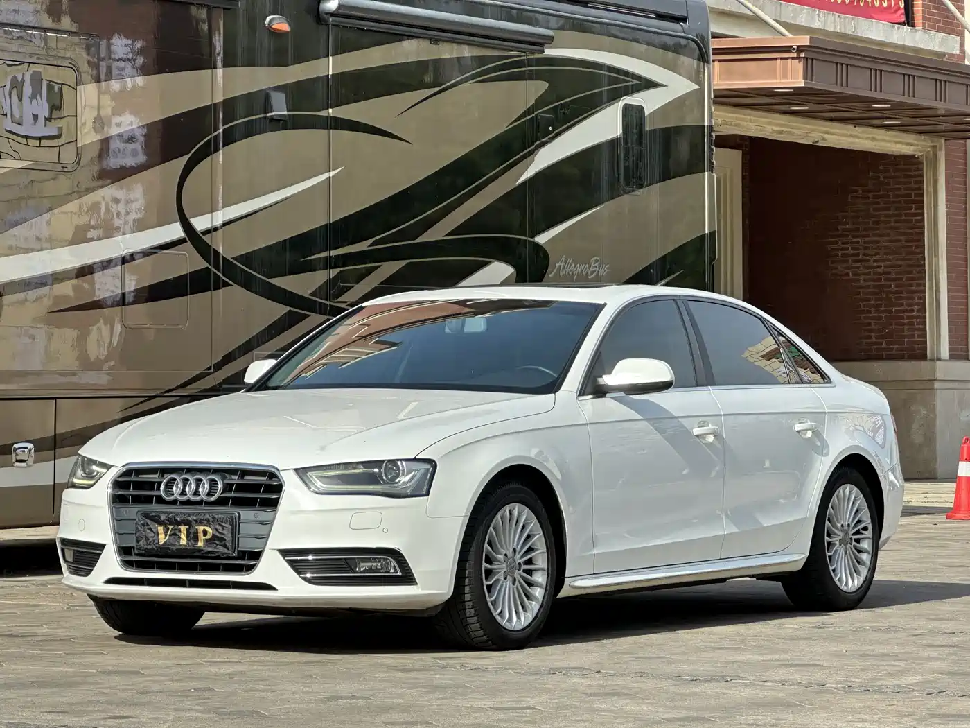Audi A4L 2015 35 TFSI Auto Comfort