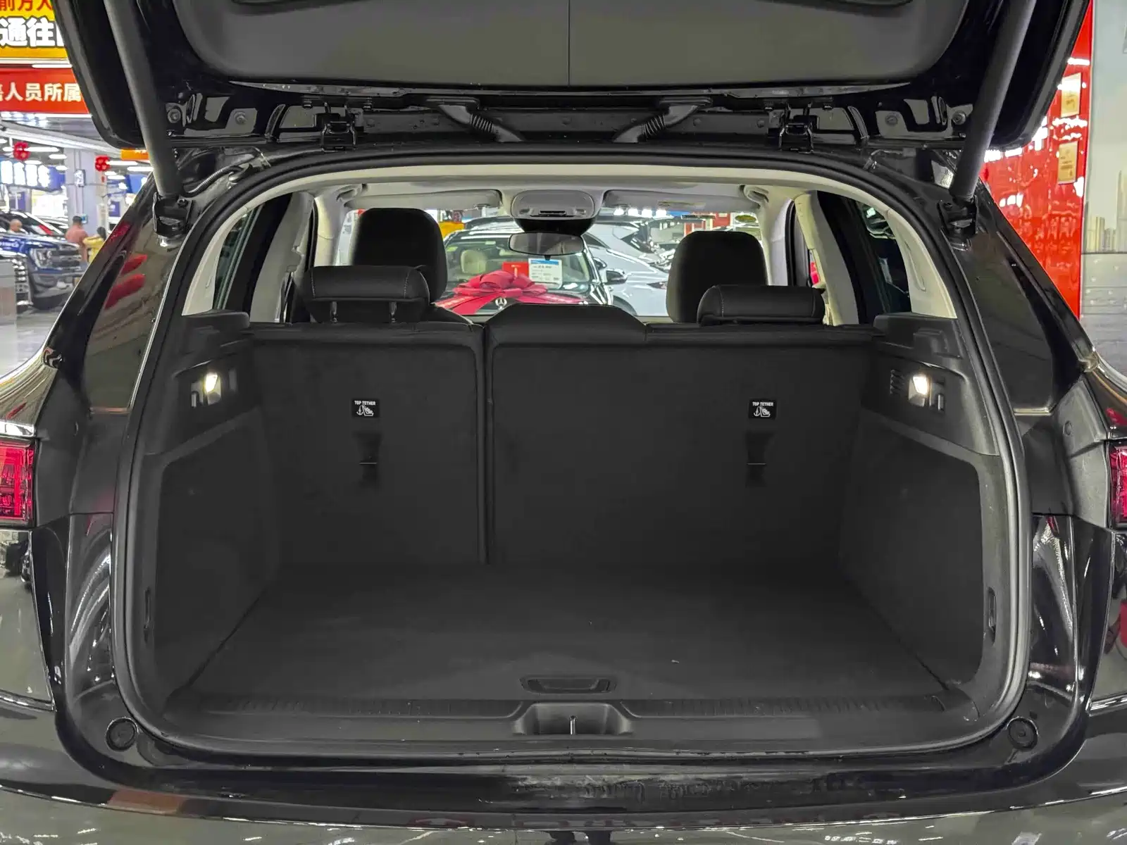 Photo 20 - Buick Envision S
