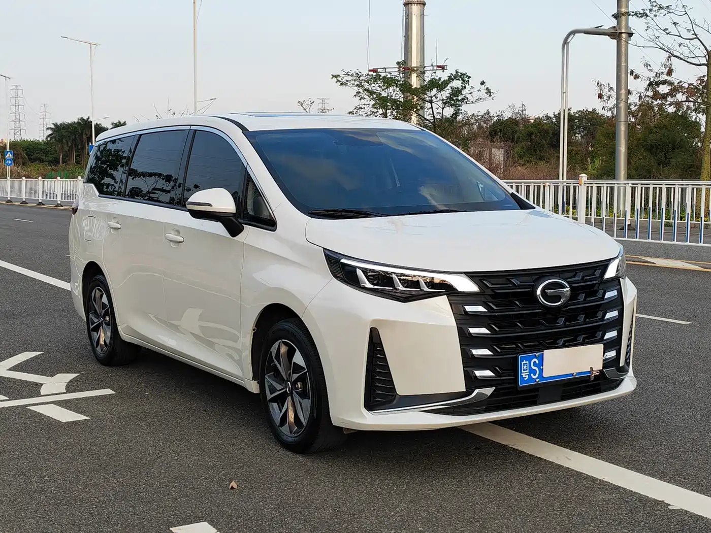 GAC Trumpchi Trumpchi M6 2023 PRO 270T DCT Luxury Edition фото 3