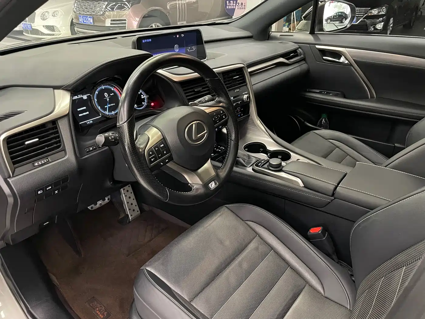 Lexus RX 2016 300 4WD F SPORT Edition China VI фото 13
