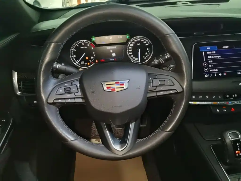 Cadillac XT4 2018 2018 28T 2WD Luxury Sport Type