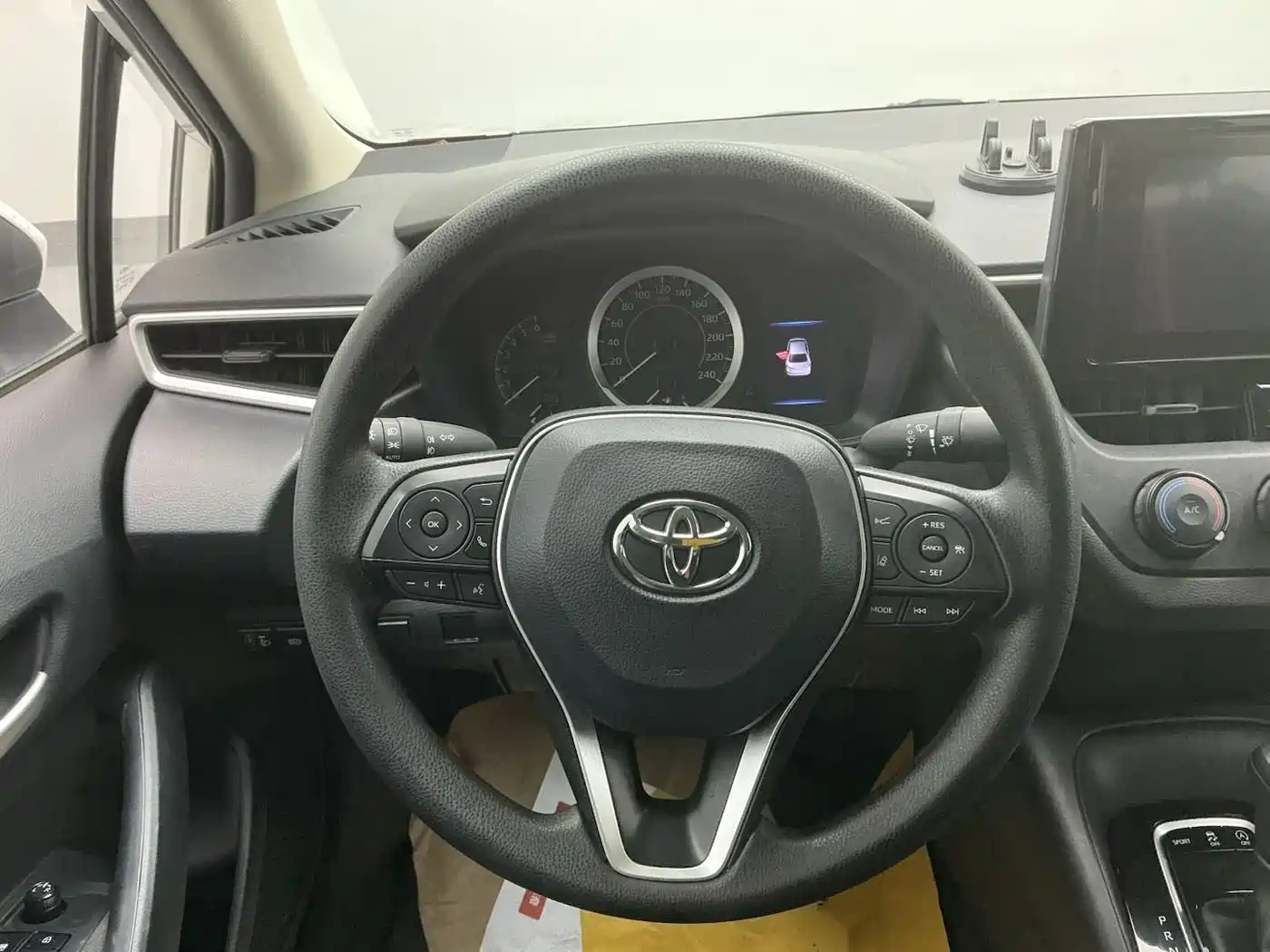 Toyota Corolla 2023 1.2T Pioneer Edition фото 6