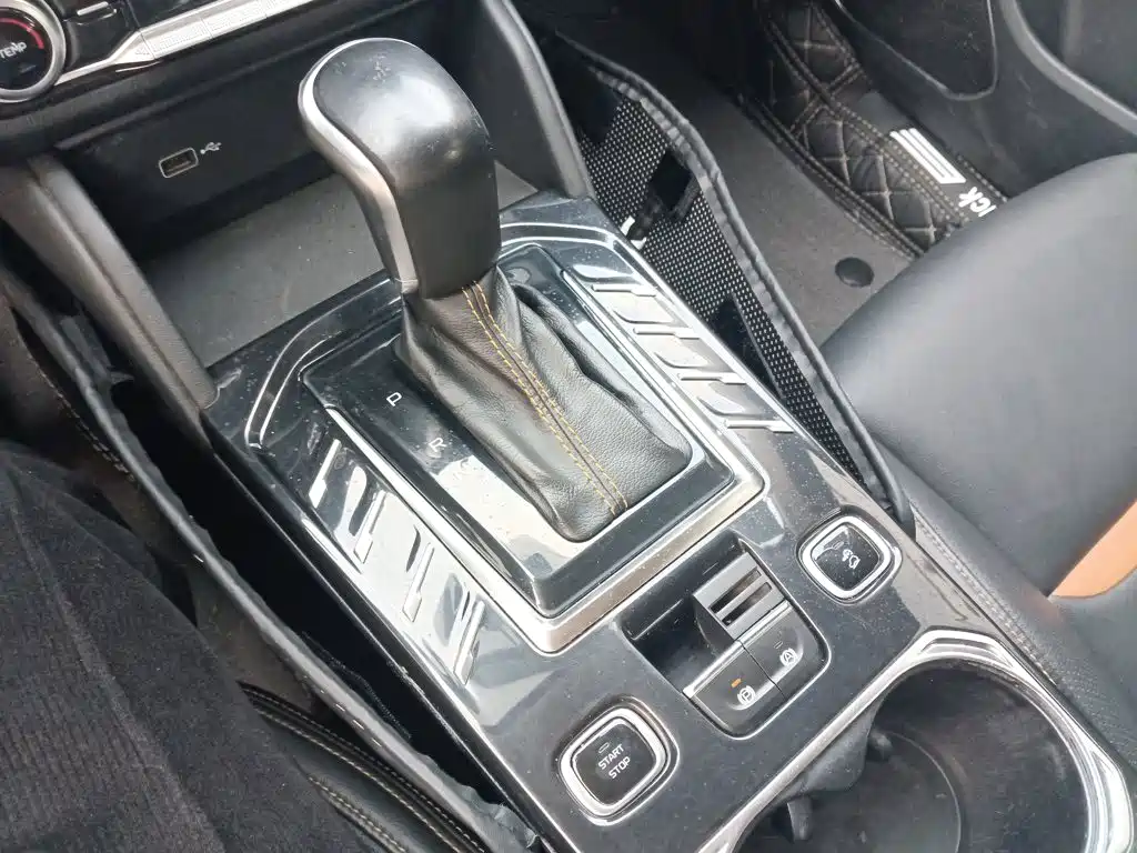 Bestune T77 2019 2019 230 TID Auto Luxury China VI