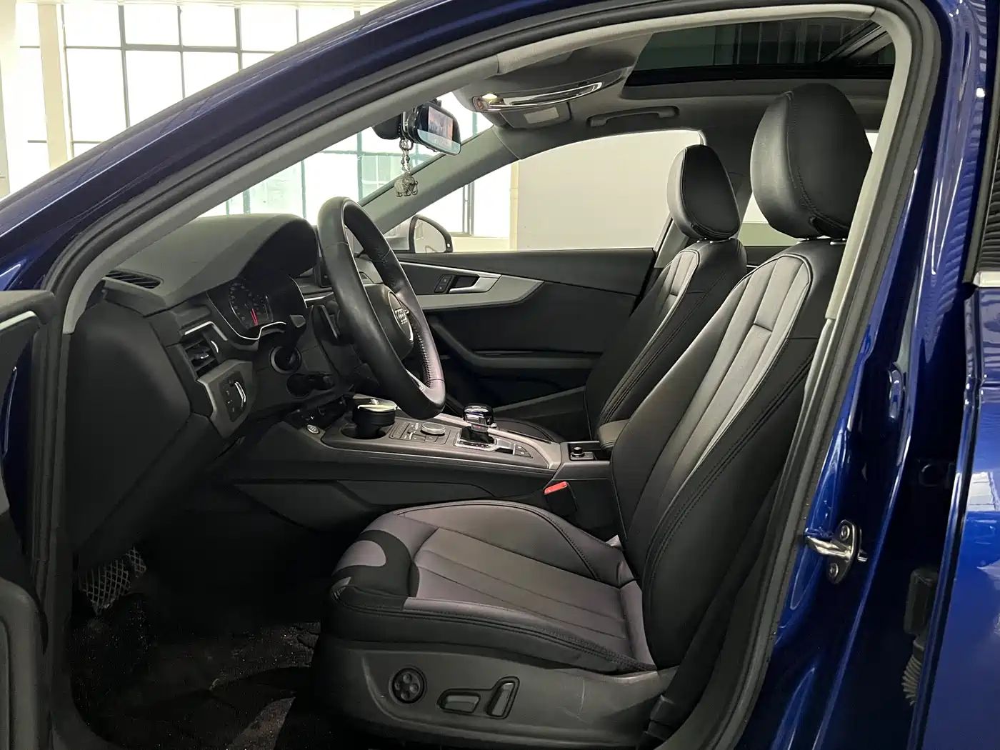 Audi A4L 2018 30th Anniversary 40 TFSI Progressive фото 8