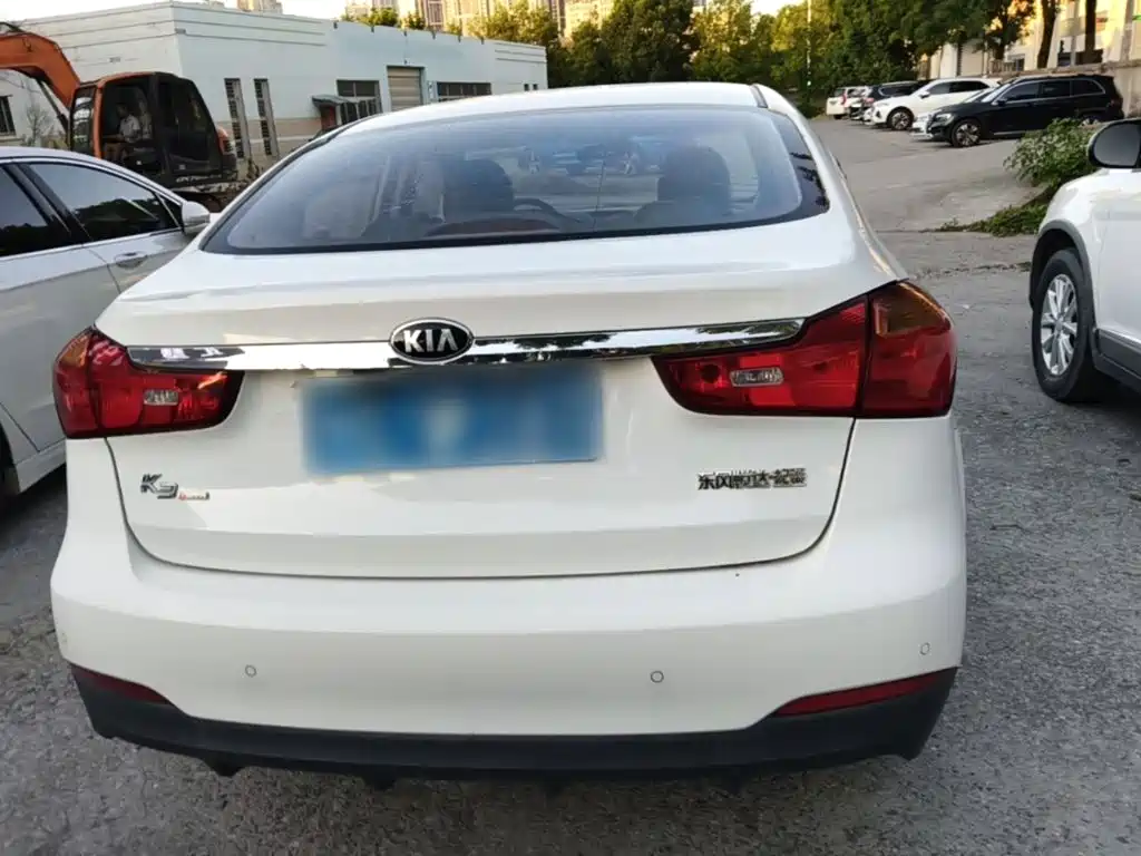 Photo 6 - Kia K3