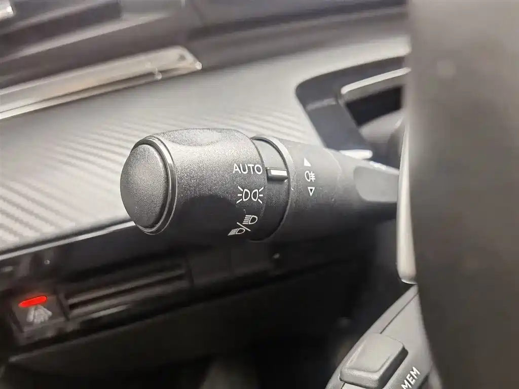 Peugeot 508 2022 508L 400THP PureTech Driving Control Edition фото 21