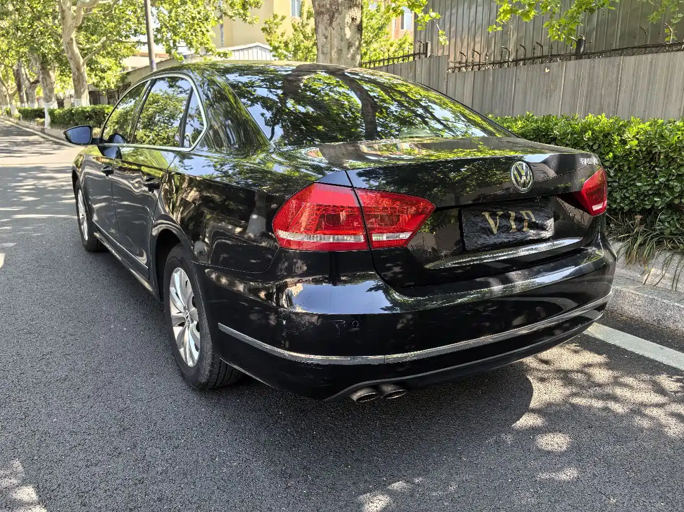 Photo 7 - Volkswagen Passat