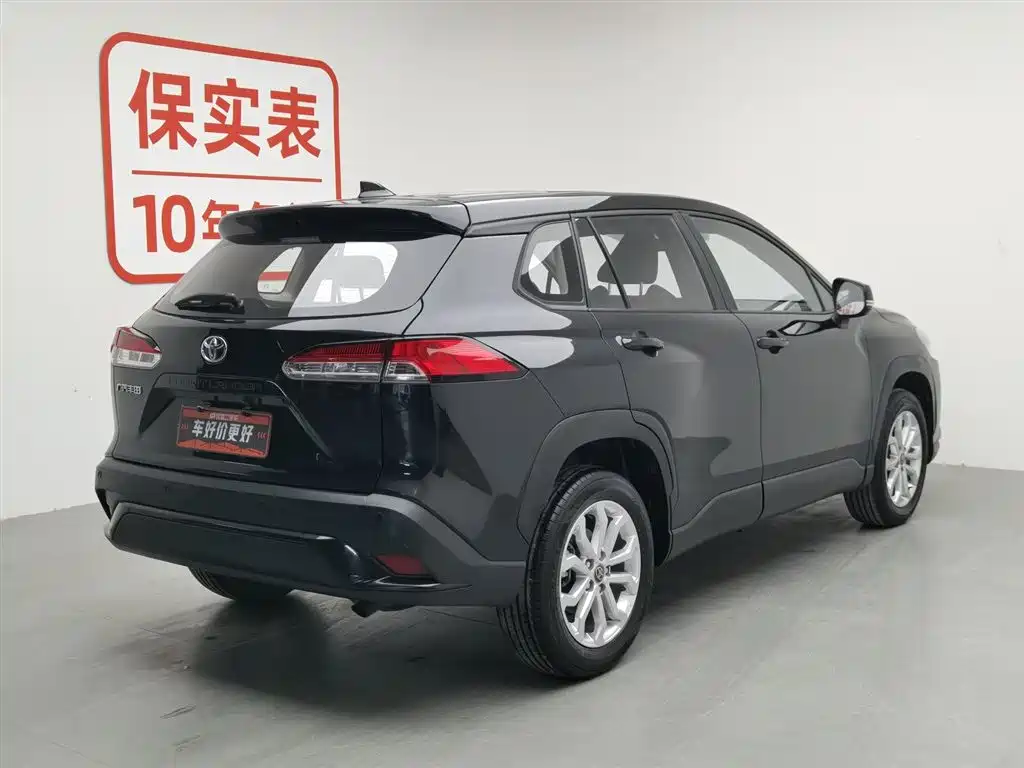 Toyota Frontlander 2024 2.0L CVT Elite Edition фото 2